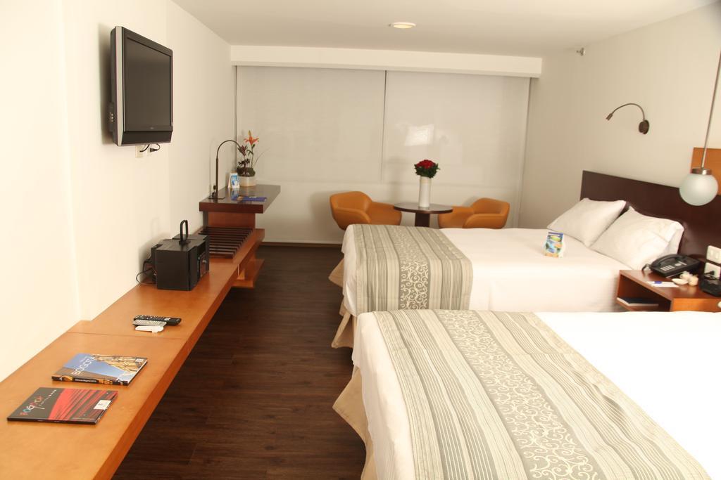 Hotel Dann Norte Bogotá Extérieur photo