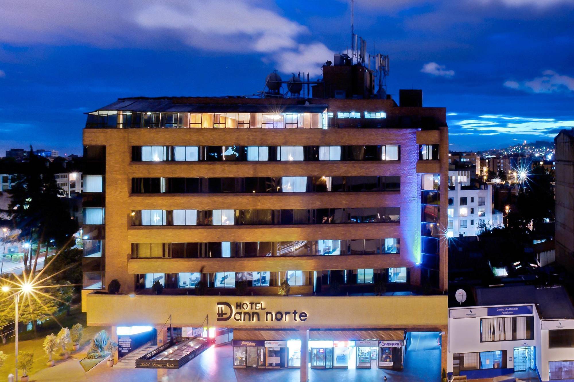 Hotel Dann Norte Bogotá Extérieur photo